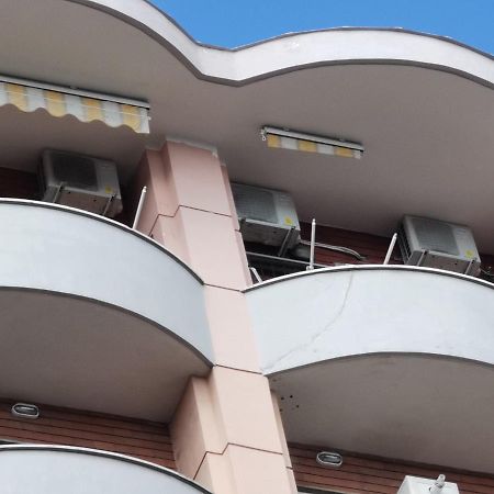 Le Terrazze Del Sole Apartment Napoli Bagian luar foto