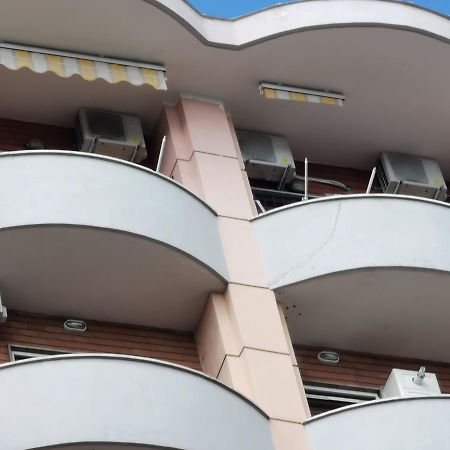 Le Terrazze Del Sole Apartment Napoli Bagian luar foto