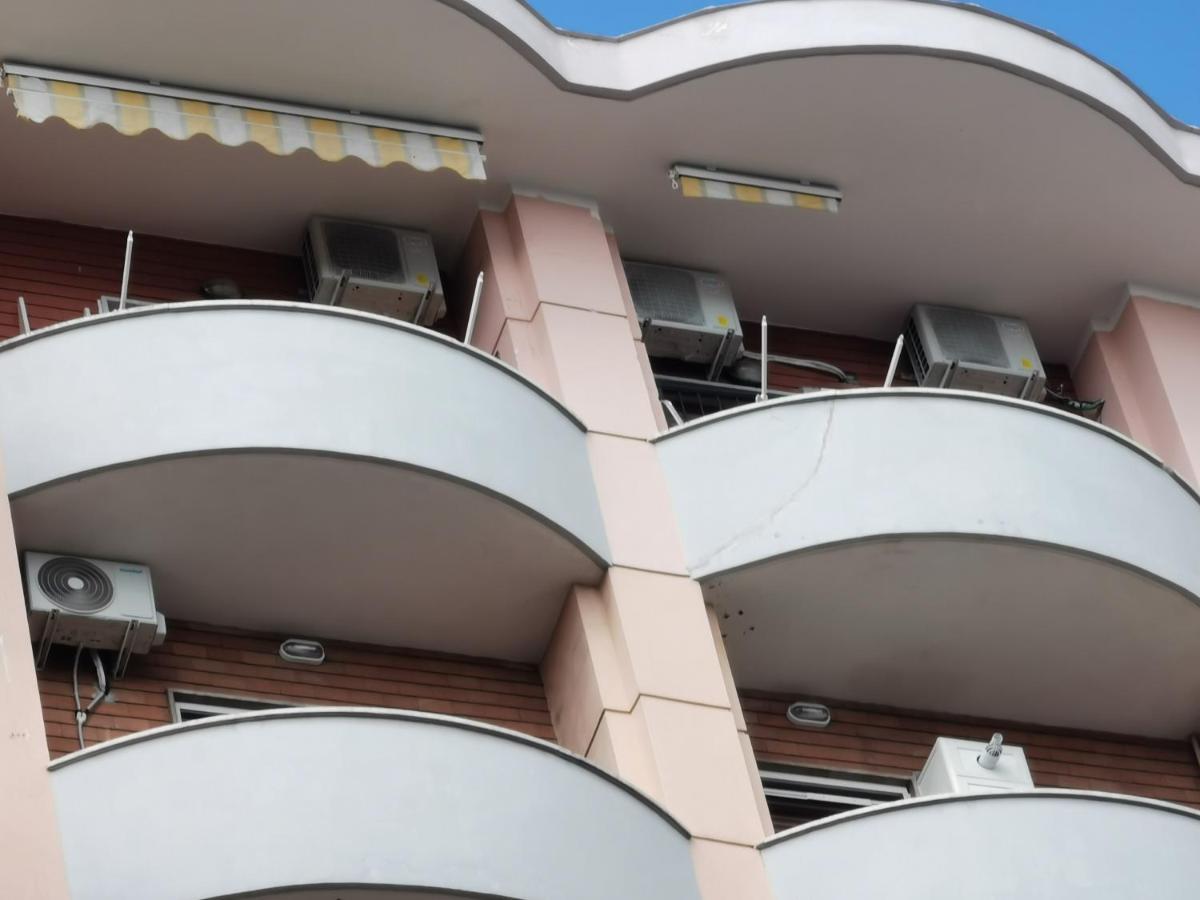 Le Terrazze Del Sole Apartment Napoli Bagian luar foto